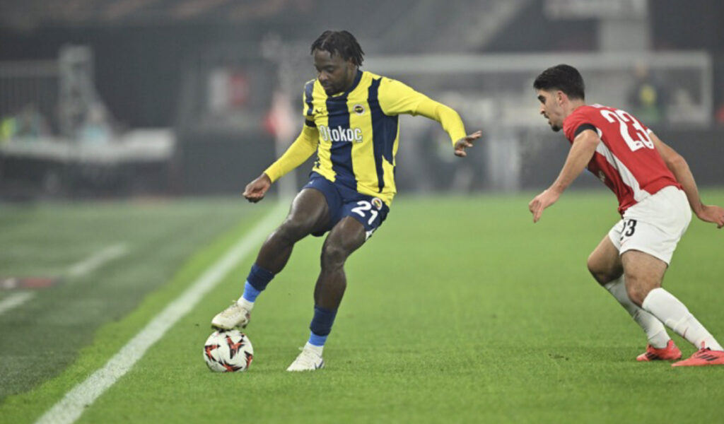 FENERBAHÇE, DEPLASMANDA AZ ALKMAAR’A MAĞLUP OLDU