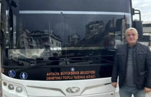 TOSMUR’LU ÜZÜLSÜN MÜ, SEVİNSİN Mİ?