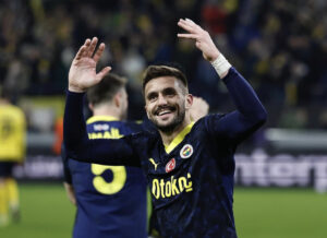 SIRP YILDIZIN GELECEĞİ NETLEŞTİ! TADİC FENERBAHÇE’DE KALIYOR