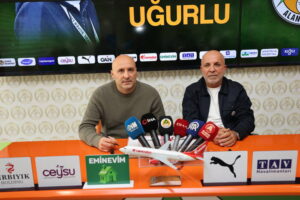 ALANYASPOR’DA SAMİ UĞURLU DÖNEMİ RESMEN BAŞLADI