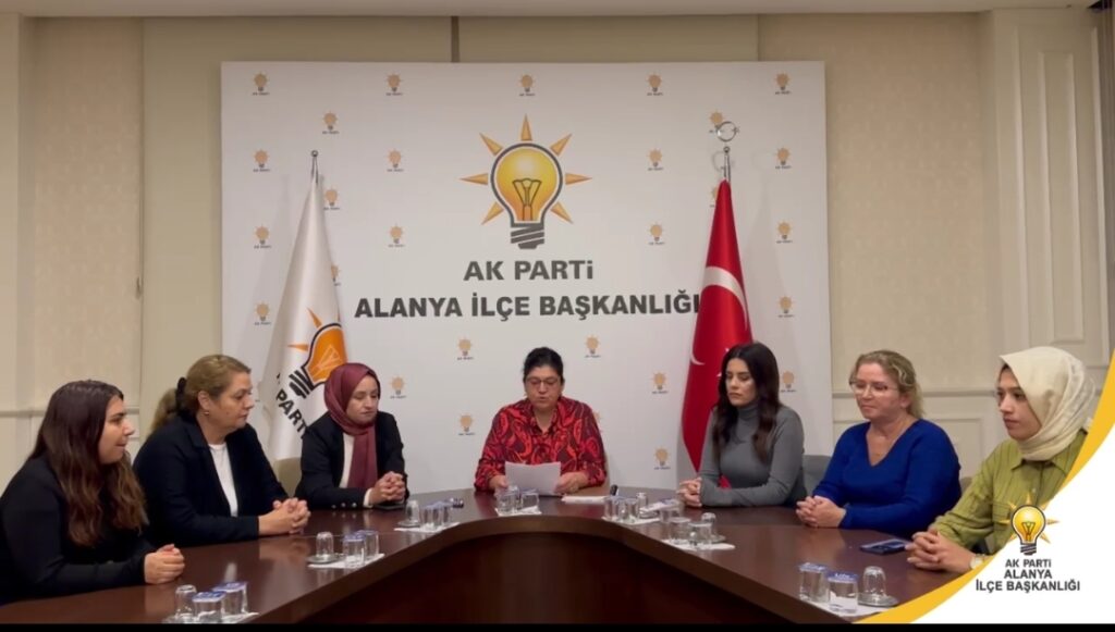 AK KADINLARDAN CHP’Lİ ÜMRAN AYKUT’A CEVAP GECİKMEDİ