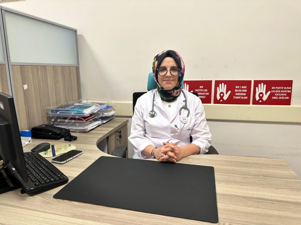 HIV VİRÜSÜ HAKKINDA BİLİNEN YANLIŞLAR VE TEDAVİ YOLLARI