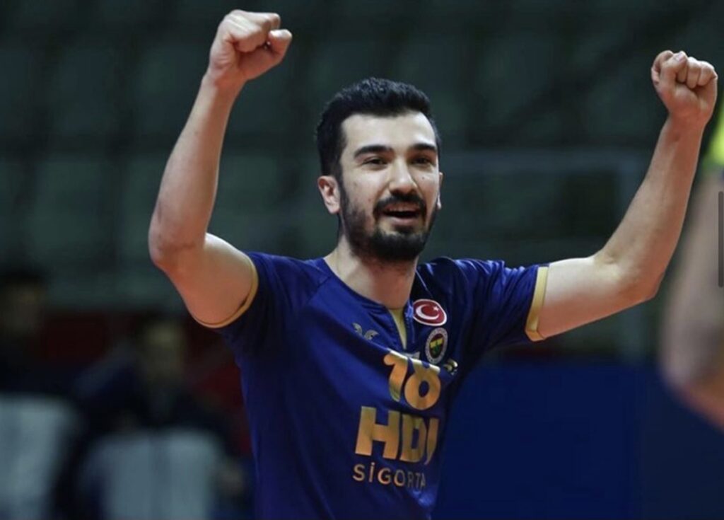 LİBERO AHMET KARATAŞ, ALANYA BELEDİYESPOR’DA