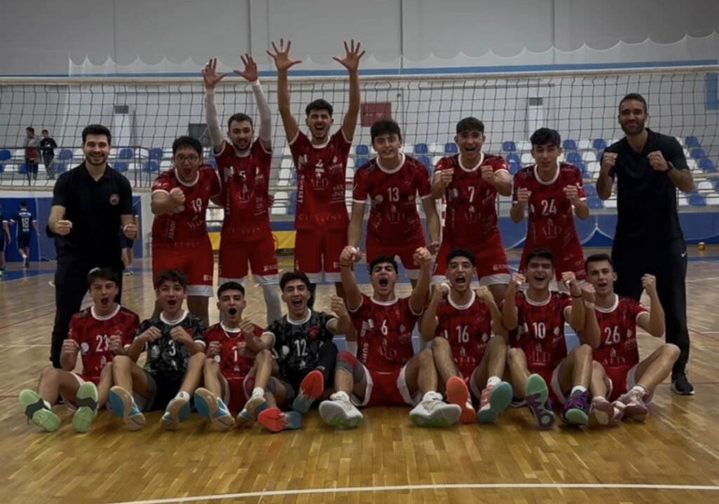 ALANYA BELEDİYESPOR GENÇ ERKEK VOLEYBOL TAKIMI’NDAN İLK MAÇ İLK GALİBİYET