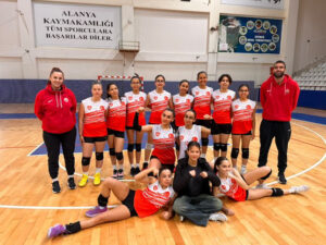 ALANYA BELEDİYESPOR’UN KÜÇÜK KIZLARI, MASK’I 2-0 MAĞLUP ETTİ