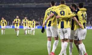FENERBAHÇE, ANDERLECHT’İ 3 GOLLE GEÇTİ