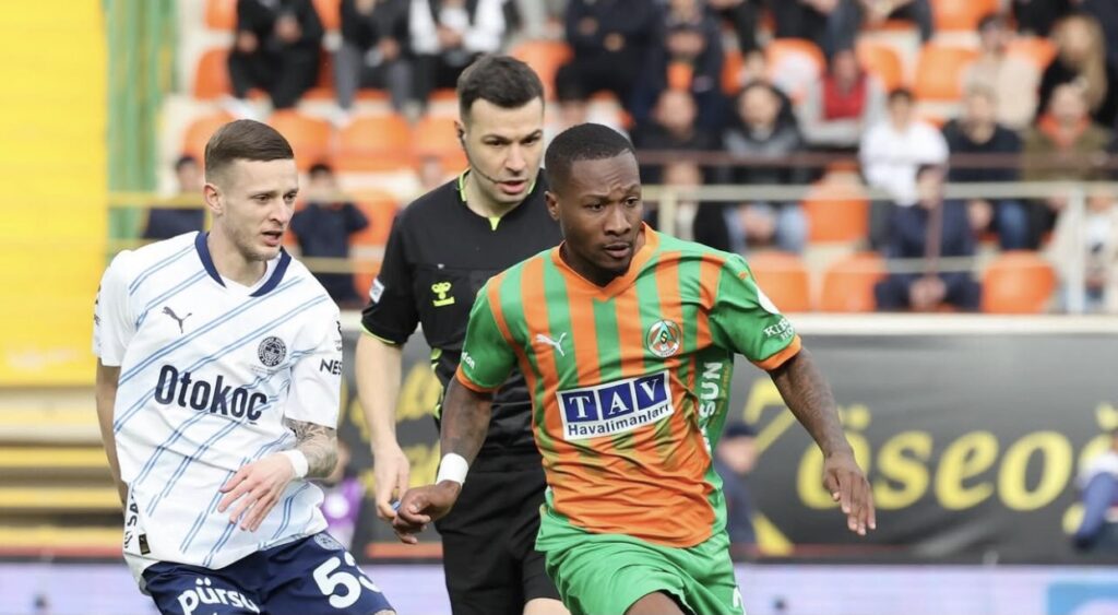 ALANYASPOR, GAİN PARK’TA FENERBAHÇE’YE MAĞLUP OLDU