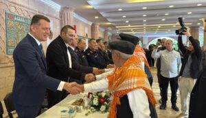 ALANYA PROTOKOLÜ VATANDAŞLAR İLE BAYRAMLAŞTI