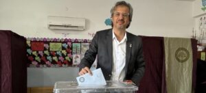 DR. TAHSİN BİNER’DEN SÜRPRİZ AYRILIK