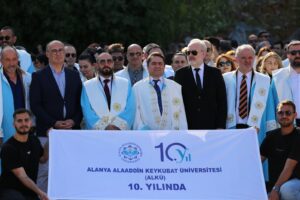 ALKÜ’DE 10. YIL COŞKUSU BAŞLADI