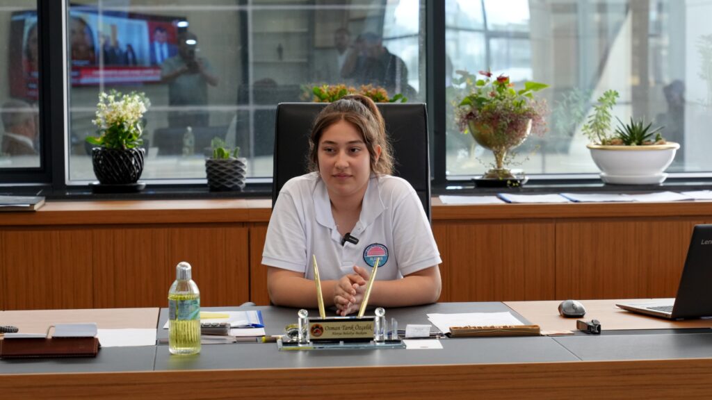 BAŞKANLIK KOLTUĞU SUDENAZ’A EMANET