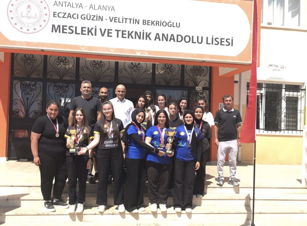 BOCCE MÜSABAKALARI EĞİTİM KURUMUNDA HEYECAN DOLU ANLARA SAHNE OLDU