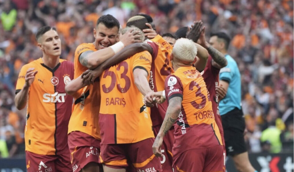 SÜPER LİG ŞAMPİYONU GALATASARAY!