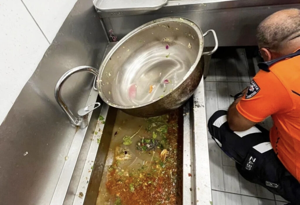 ALANYA’DA GIDA TERÖRÜNE GEÇİT YOK!