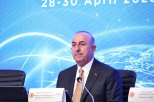 MEVLÜT ÇAVUŞOĞLU’NDAN “TERÖRSÜZ TÜRKİYE ” MESAJI: