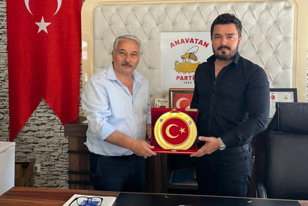 EMŞAV’DAN ANAVATAN PARTİSİ ALANYA TEŞKİLATINA ZİYARET