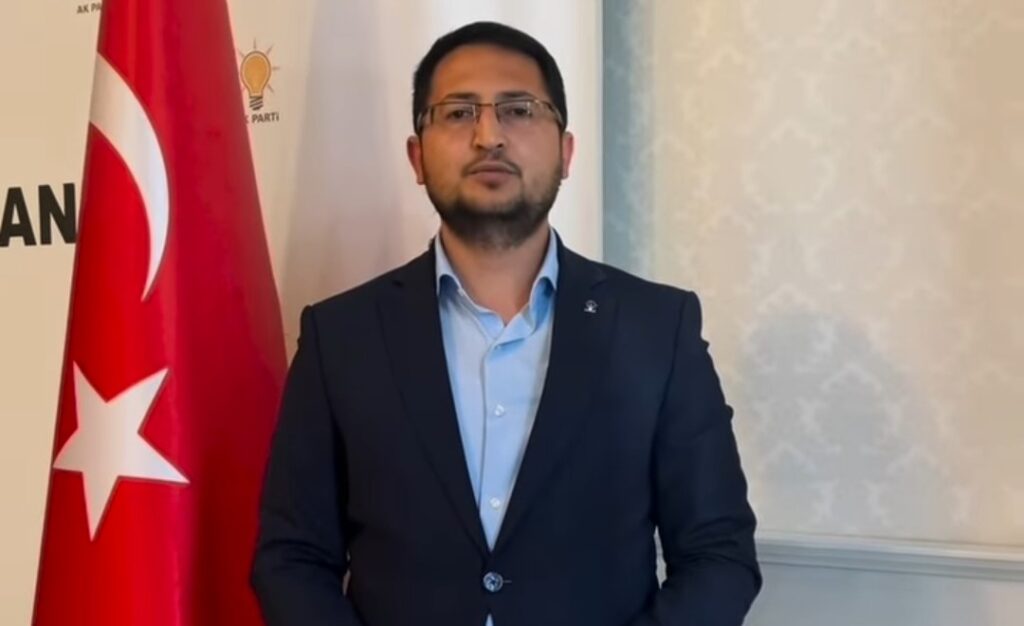 SEMİH ERSOY’DAN 19 MAYIS MESAJI: “GENÇLİĞİN AYAK SESLERİYLE YÜKSELEN TÜRKİYE YÜZYILI HEPİMİZE KUTLU OLSUN”