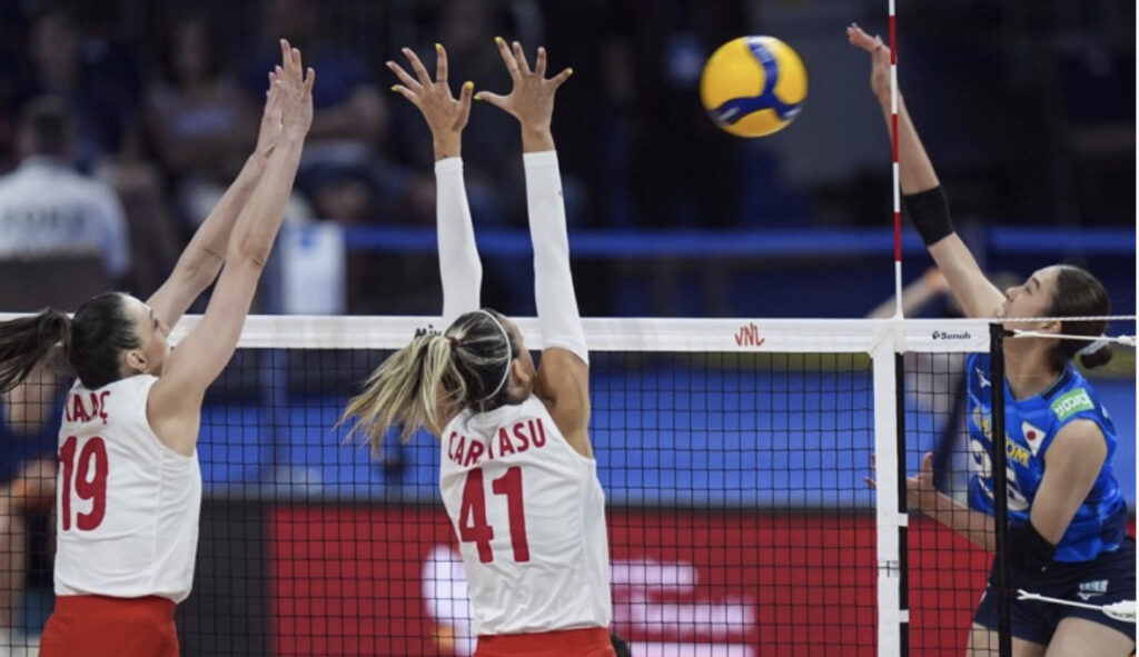 FİLENİN SULTANLARI, MİLLETLER LİGİNE VEDA ETTİ