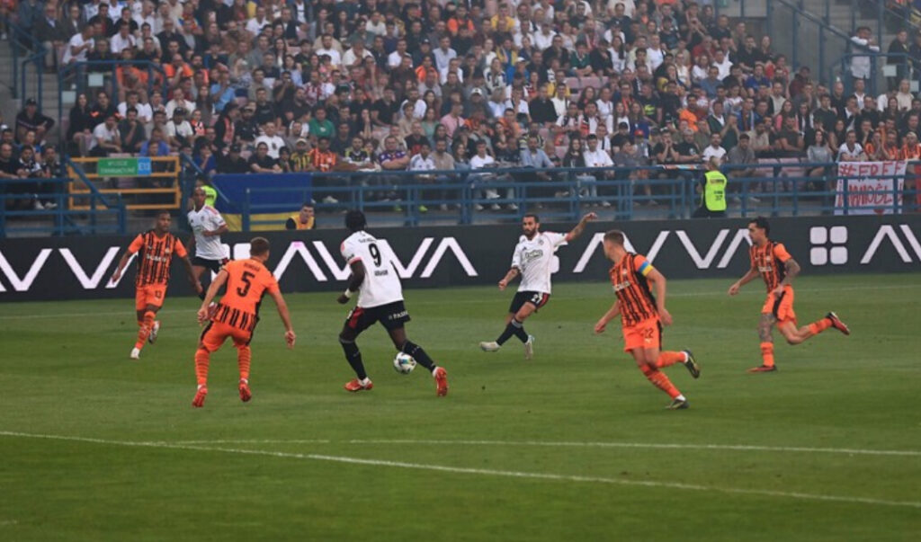 BEŞİKTAŞ, AVRUPA LİGİNE VEDA ETTİ! YOLUNA KONFERANS LİGİ’NDE DEVAM EDECEK