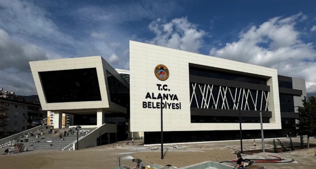 ALANYA BELEDİYESİNDEN ORMAN YANGINI UYARISI