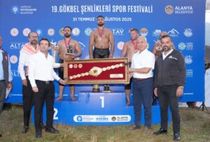 GÖKBEL’İN BAŞPEHLİVANI YİNE ENES DOĞAN