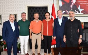 ANAVATAN PARTİSİ’NDEN BAŞHEKİM YILMAZ’A HAYIRLI OLSUN ZİYARETİ