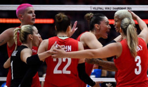 FİLENİN SULTANLARI, DÜNYA ŞAMPIYONASI’NDA İLK KEZ FİNALDE!