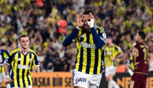 FENERBAHÇE, KADIKÖY’DE TRABZONSPOR’U TEK GOLLE GEÇTİ