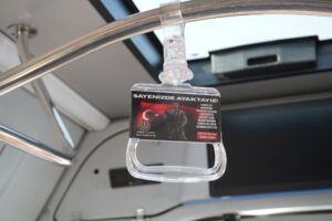 ALANYA’DA ŞEHİTLER OTOBÜSLERDE YAŞATILIYOR