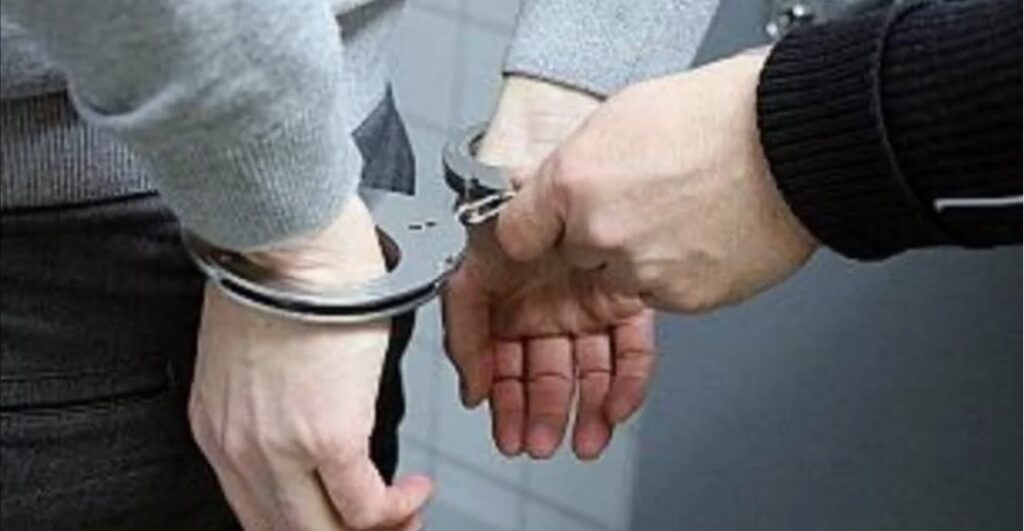 BANKA MÜDÜRÜNDEN KONAKLI’DA FİLM SENARYOSU GİBİ VURGUN!