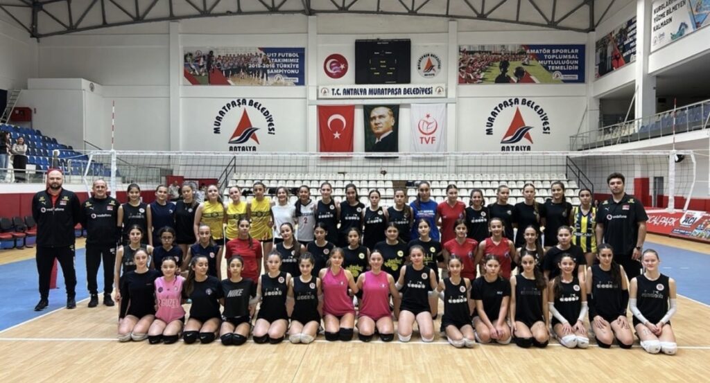 ALTYAPI KIZ MİLLİ TAKIM OYUNCU TARAMALARI ANTALYA’DA YAPILDI