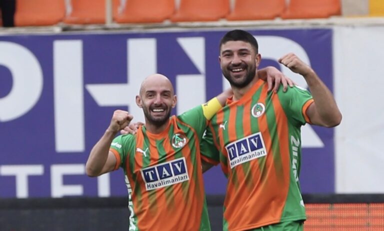 ALANYASPOR, KARAGÜMRÜK’Ü 2 GOLLE GEÇTİ