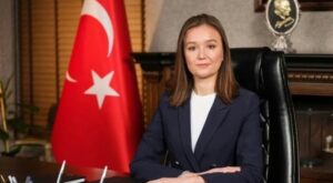 ŞEHZADELER BELEDİYE BAŞKANI GÜLŞAH DURBAY, İZMİR ŞEHİR HASTANESİ’NDE OPERASYON GEÇİRDİ