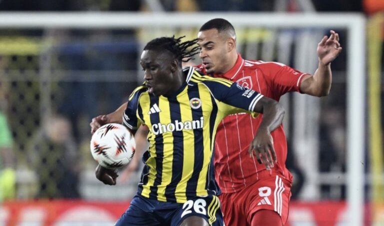 FENERBAHÇE, EVİNDE NOTTİNGHAM FOREST’A MAĞLUP OLDU