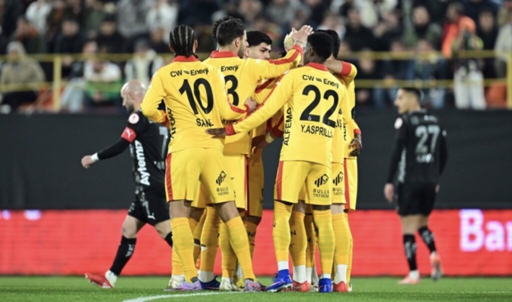 GALATASARAY, ALANYASPOR’U YENEREK ÇEYREK FİNALE YÜKSELDİ