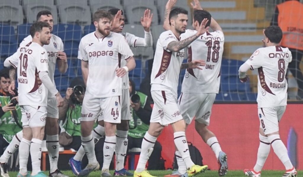 TRABZONSPOR KUPADA ÇEYREK FİNALDE, BAŞAKŞEHİR KUPAYA VEDA ETTİ