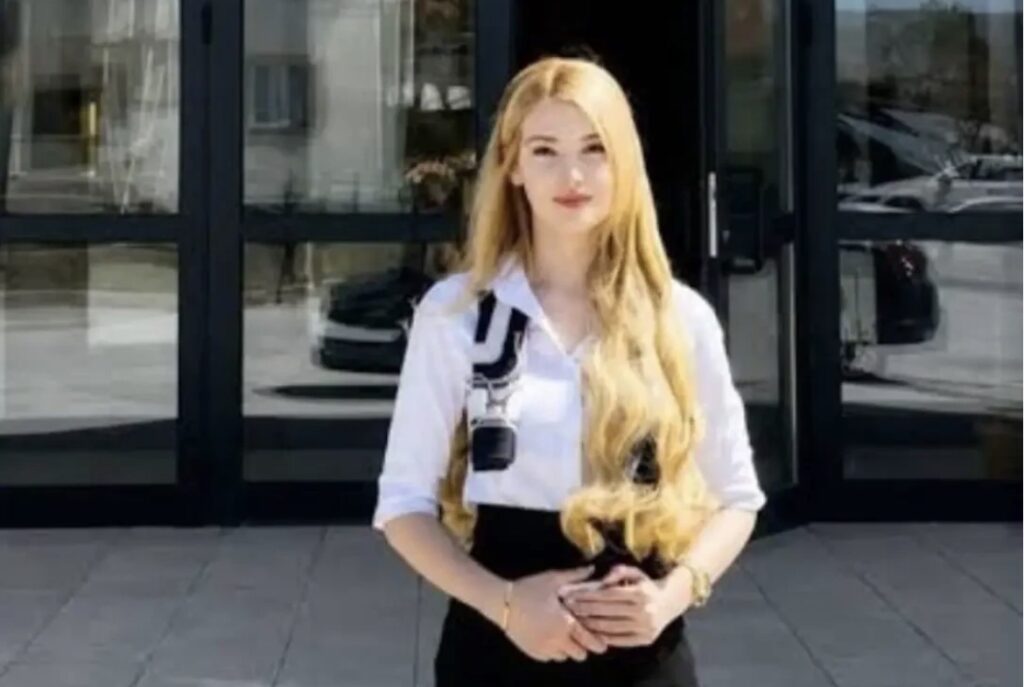 “BARBİE KAYMAKAM’A TERFİ: VALİ YARDIMCISI OLDU”