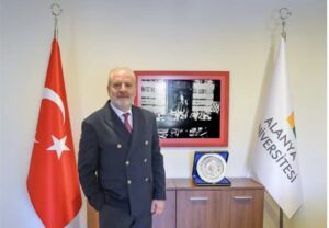 REKTÖR SAĞER’DEN YKS ADAYLARINA MESAJ