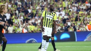 ROMELU LUKAKU, FENERBAHÇE FORMASIYLA İLK KEZ SAHADA!