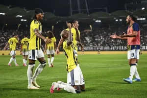 FENERBAHÇE-LYON MAÇI MUHTEMEL KADROLAR AÇIKLANDI