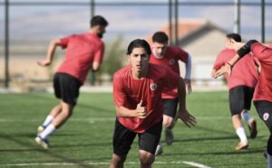 ALANYALI EMRE AKTAŞ’IN ALANYA BELEDİYESPOR’DAN 2. LİG’E UZANAN KARİYERİ!