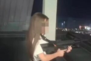 BALKONDAKİ TÜFEK GÖRÜNTÜSÜNÜN BEDELİ AĞIR OLDU