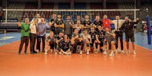 ALANYA’NIN EFELERİ, AXA SİGORTA KUPA VOLEY’DE ÇEYREK FİNALDE!