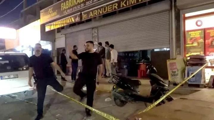 ADANA’DA İŞ YERİNE KURŞUN YAĞDIRDILAR
