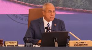 ÖZÇELİK’TEN CHP’YE NET MESAJ